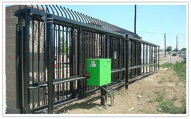 Denver commercial fence company